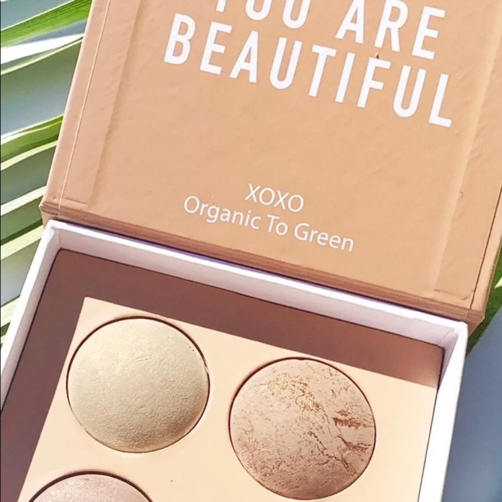 Organic to Green Cosmos Certified Glow Kit Pair